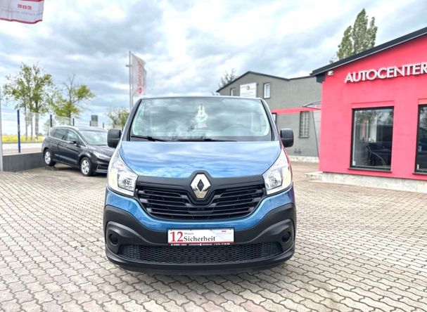 Renault Trafic Combi 89 kW image number 2