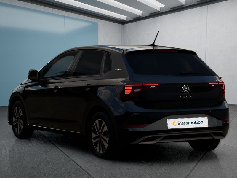 Volkswagen Polo VI 1.0
