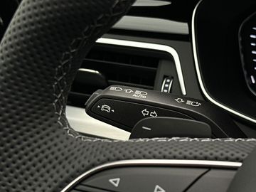 Car image 38