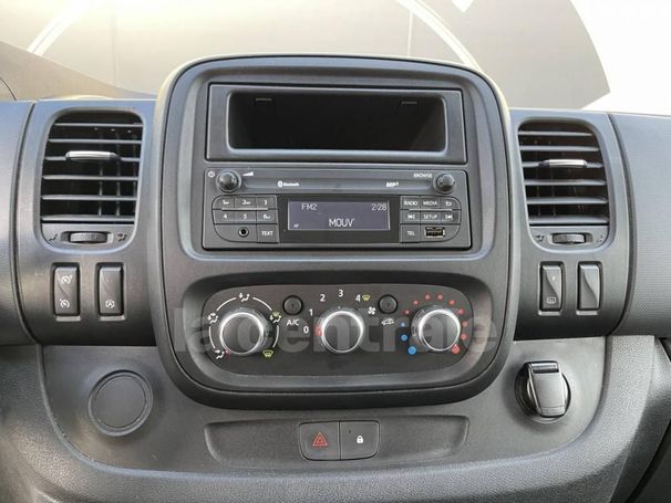 Renault Trafic dCi 145 107 kW image number 21