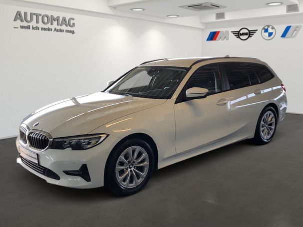 BMW 318i Touring 115 kW image number 1