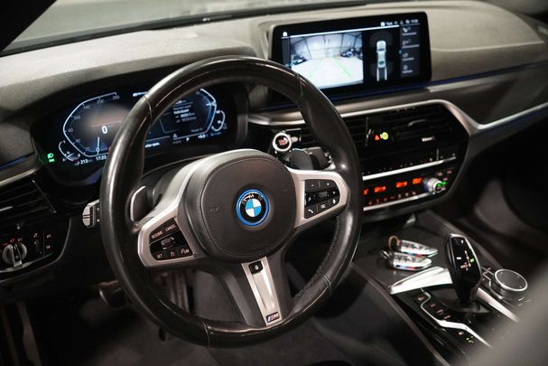 BMW 530i 135 kW image number 26