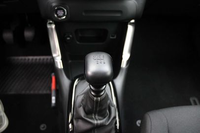 Car image 21