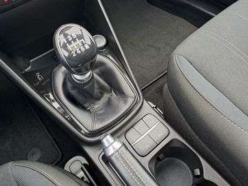 Car image 16