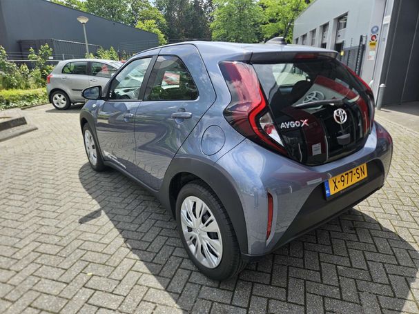 Toyota Aygo X 1.0 VVT-i 53 kW image number 4