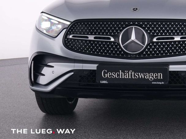 Mercedes-Benz GLC 300 e AMG 230 kW image number 17