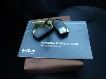 Car image 38