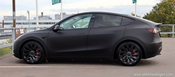 Tesla Model Y Performance AWD 393 kW image number 20