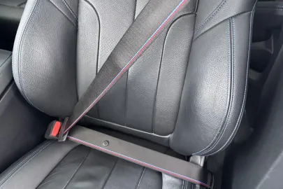 Car image 44