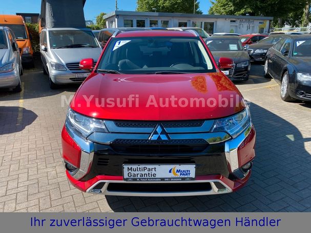 Mitsubishi Outlander 2.4 4WD 165 kW image number 3