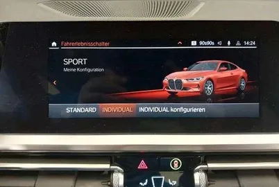 Car image 27