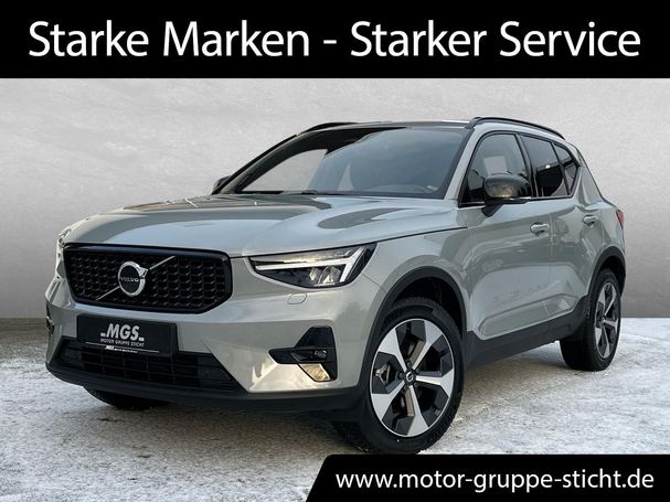 Volvo XC40 Plus Dark 145 kW image number 2