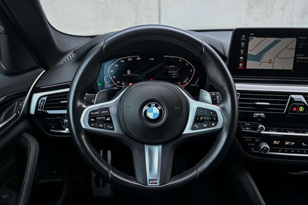 BMW 520d Touring xDrive 140 kW image number 27