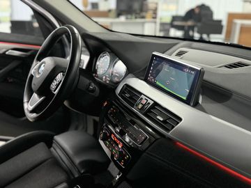 Car image 36