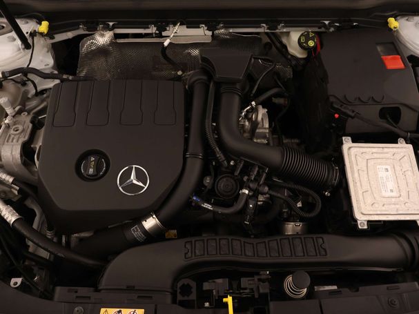 Mercedes-Benz A 180 AMG Line 100 kW image number 39