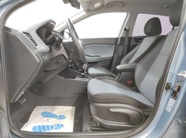 Car image 38