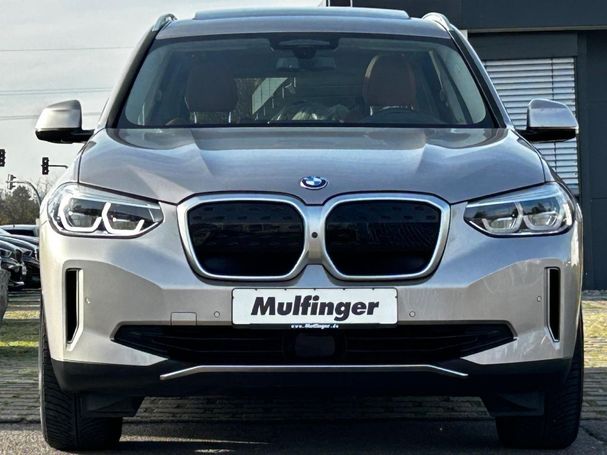 BMW iX3 210 kW image number 2