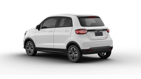 Car image 2