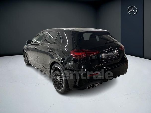 Mercedes-Benz A 200 d 8G-DCT Line 110 kW image number 16