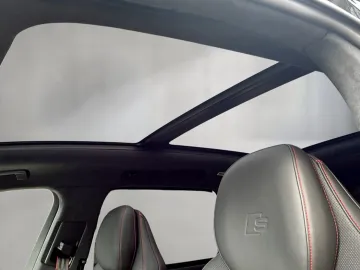 Car image 33