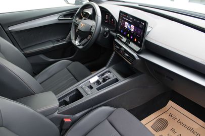 Car image 31