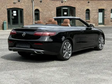 Car image 35