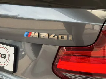Car image 28