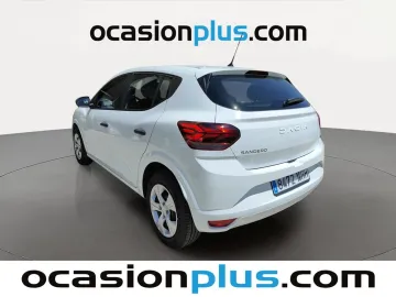 Car image 4