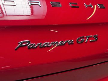 Car image 30