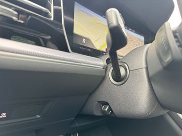 Car image 36