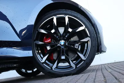 Car image 41