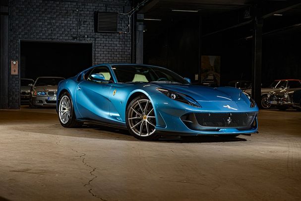 Ferrari 812 Superfast 588 kW image number 8