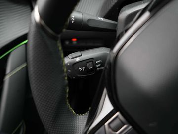 Car image 37