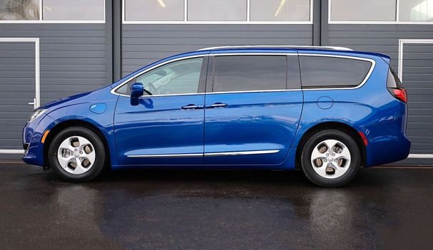 Chrysler Pacifica 3.6 V6 Hybrid 192 kW image number 4