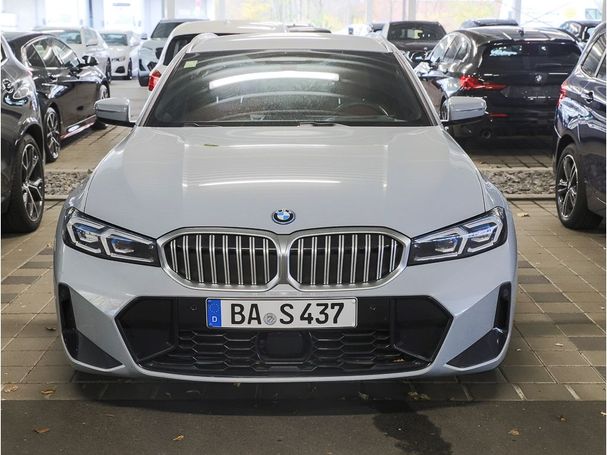 BMW 330 e Touring 215 kW image number 3