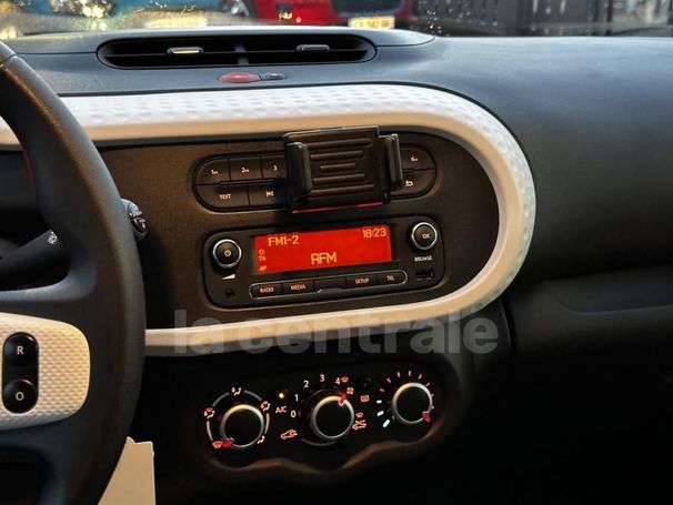 Renault Twingo SCe 65 48 kW image number 16