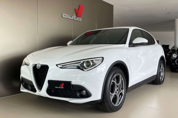 Alfa Romeo Stelvio 2.2 Diesel AT8 Q4 140 kW image number 1