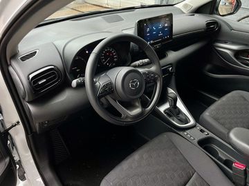 Car image 13