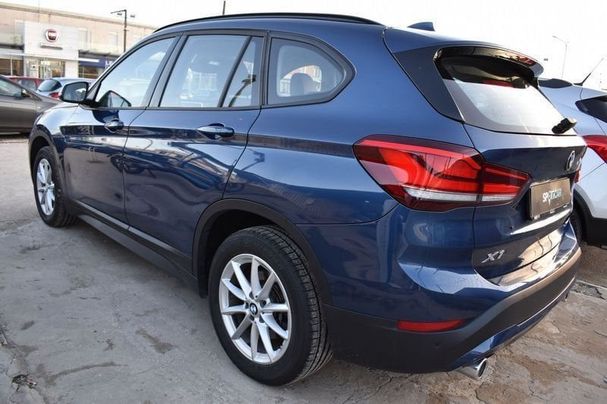 BMW X1 xDrive20d Advantage 140 kW image number 7