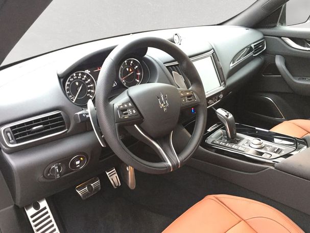 Maserati Levante GT 243 kW image number 7