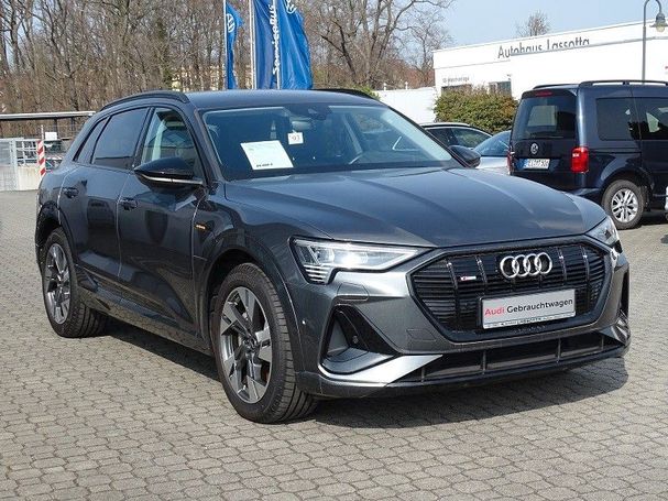 Audi e-tron 50 quattro S-line 230 kW image number 4