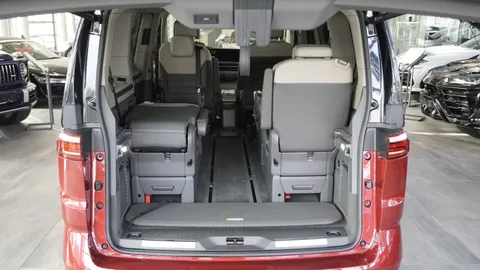 Car image 34