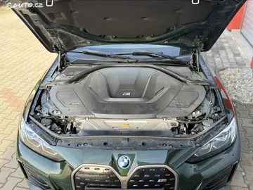 Car image 38