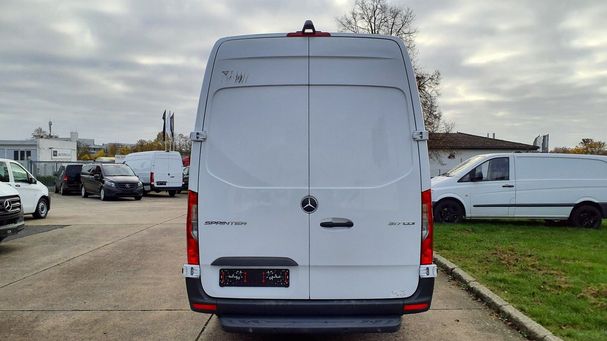 Mercedes-Benz Sprinter 317 CDI RWD 125 kW image number 4