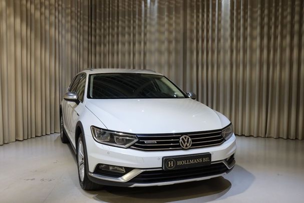 Volkswagen Passat Alltrack 2.0 TDI DSG 4Motion 140 kW image number 2