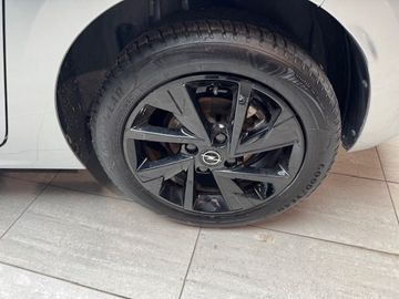 Car image 21