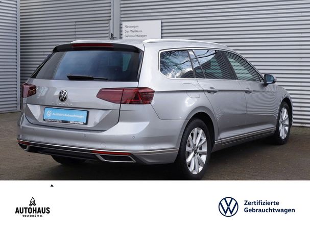 Volkswagen Passat Variant 2.0 TDI Elegance DSG 110 kW image number 3