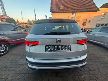 Car image 38