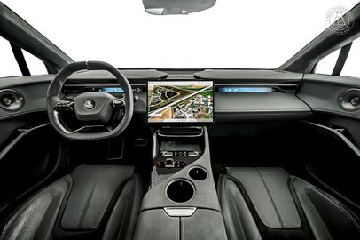 Car image 15