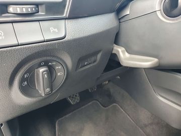 Car image 41